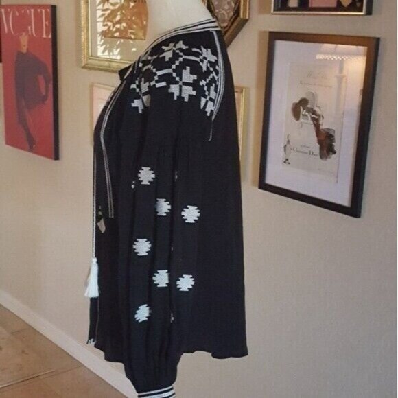 Sundance - Pilar Black Embroidered Tunic Top - Picture 4 of 6